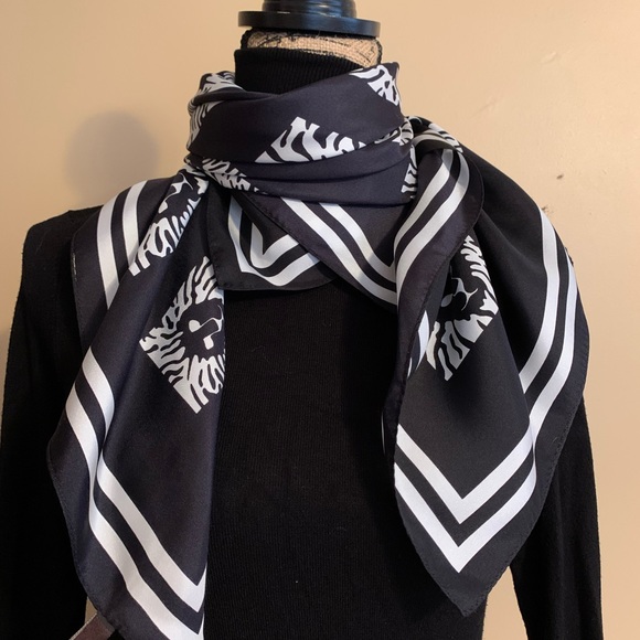 Anne Klein Accessories - ANNE KLEIN NY 100% silk larger black and white lion motif square scarf VGUC +